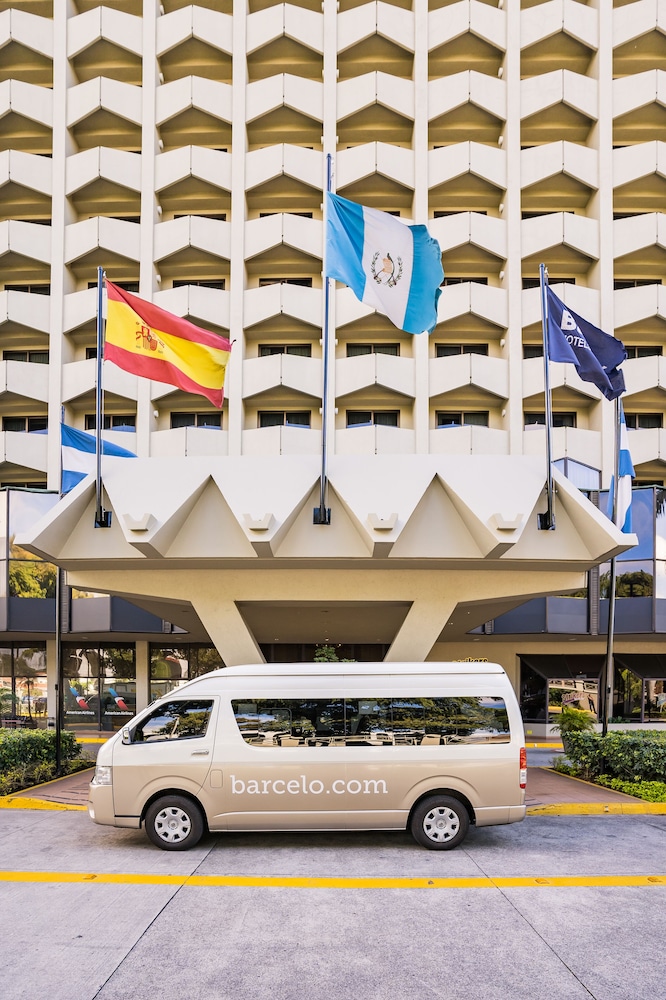Barcelo Guatemala City 64/70
