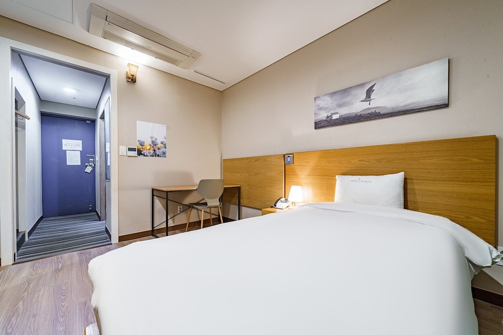 La Mer Hotel 18/50