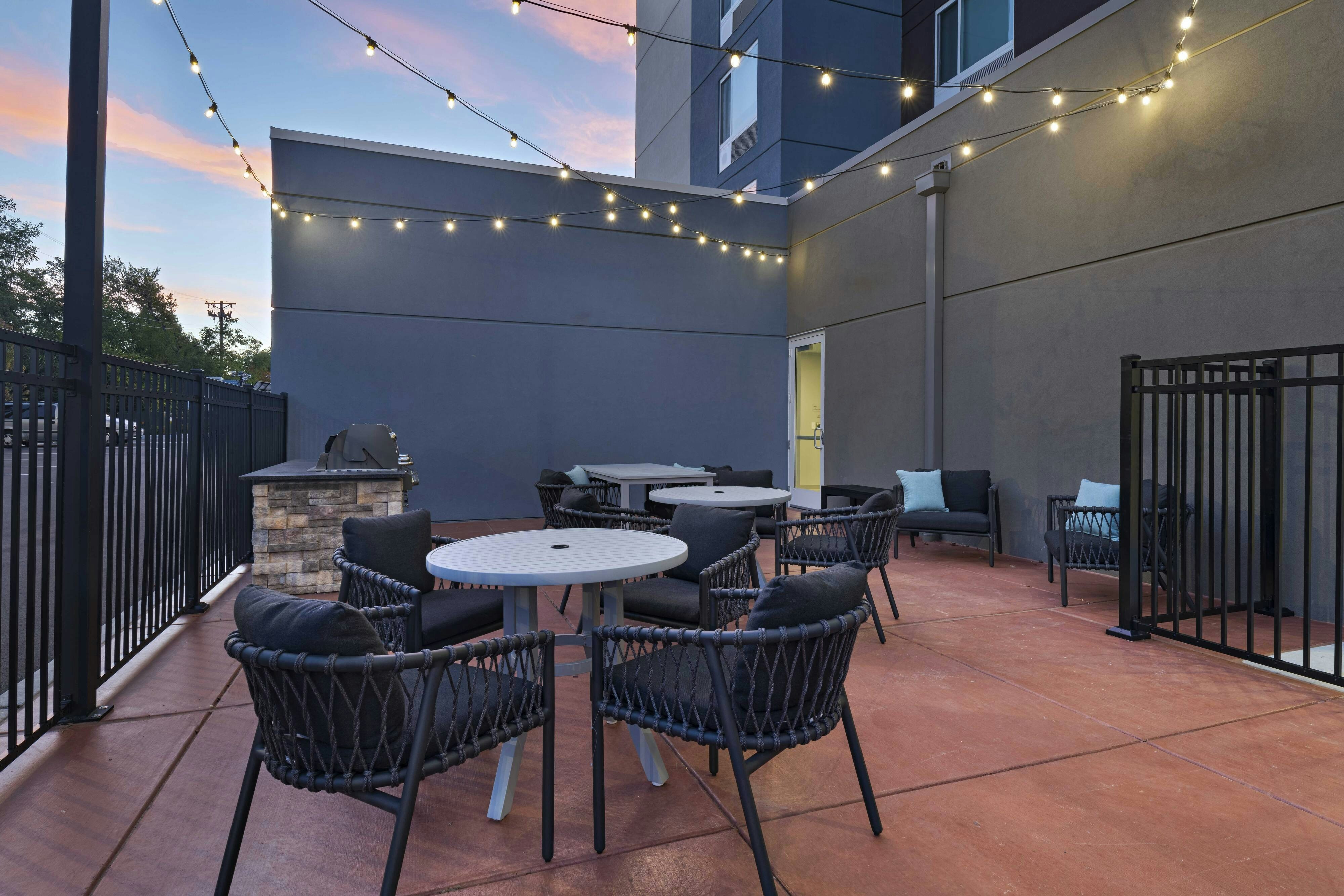 TownePlace Suites by Marriott Brentwood 13/14