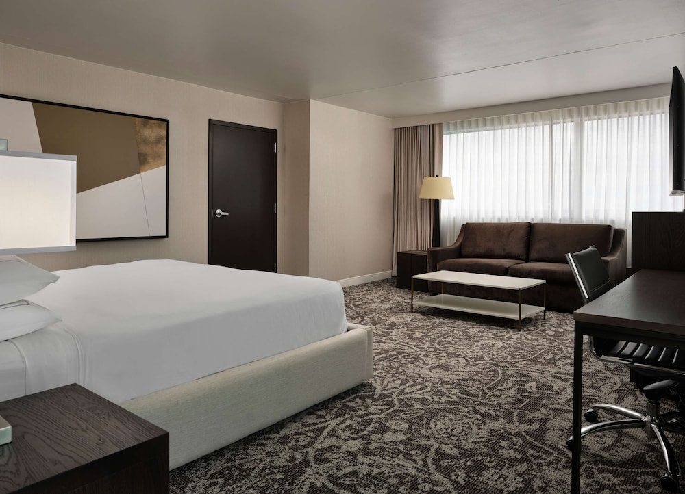 Hilton Atlanta Airport 26/70