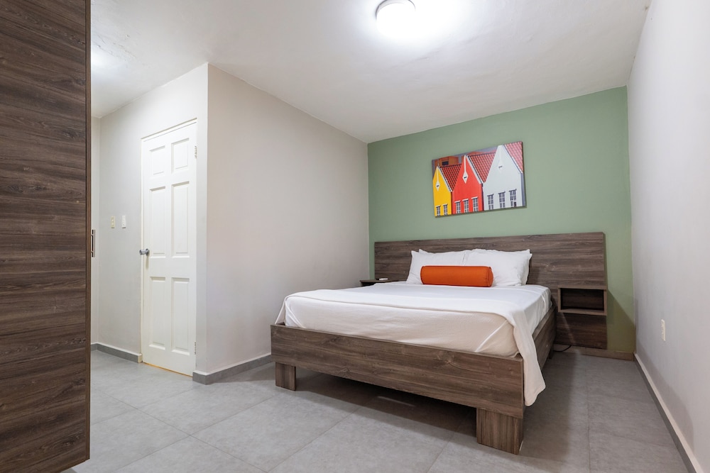 2 Bedrooms, Superior, King and Queen Bed, Resort View، Delynne Boutique Hotel 5/10