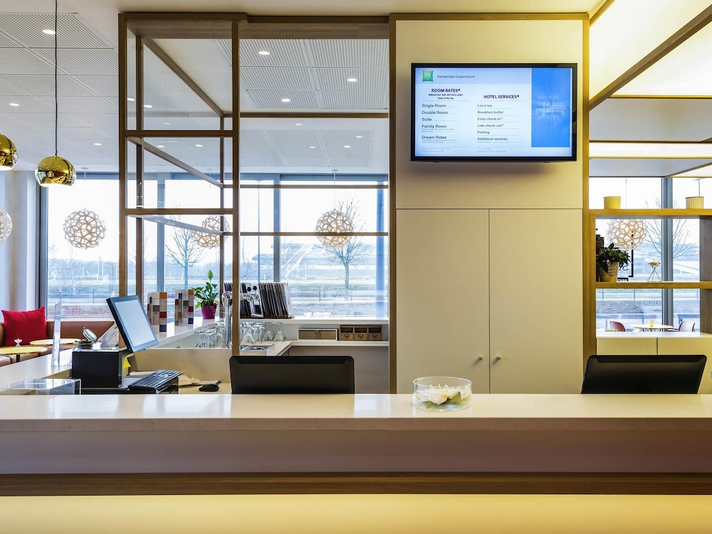 Ibis Styles Guyancourt Versailles 11/69