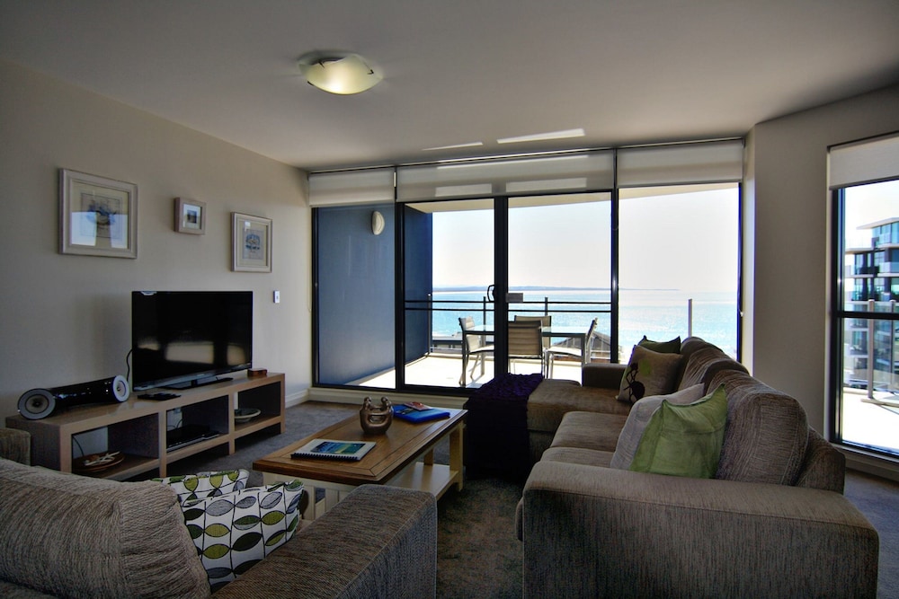 Sevan Apartments Forster 45/74