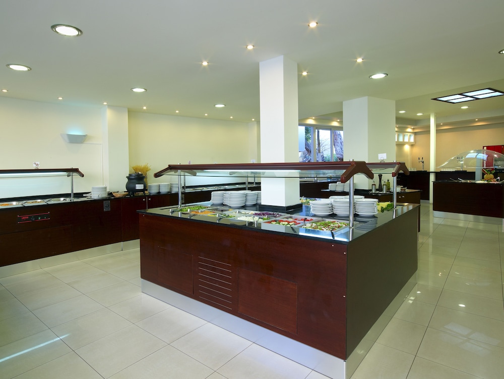 Katrin Hotel and Bungalows 7/50