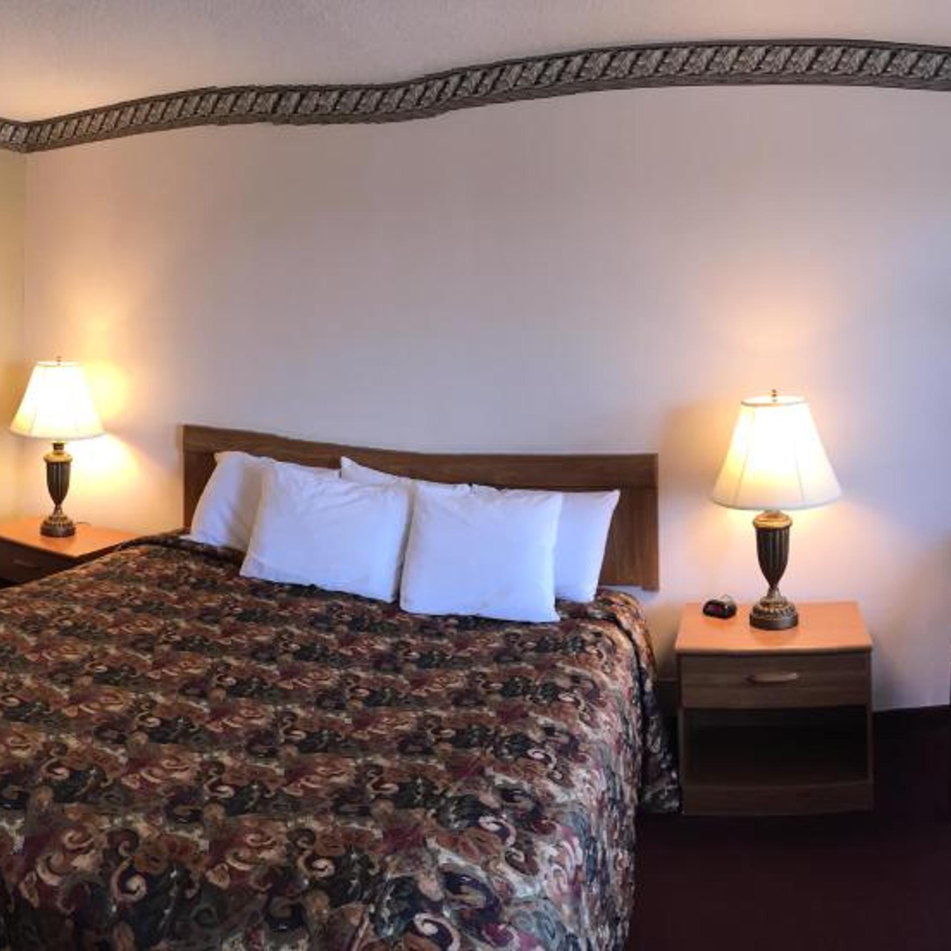 Twelve Oaks Inn 14/30