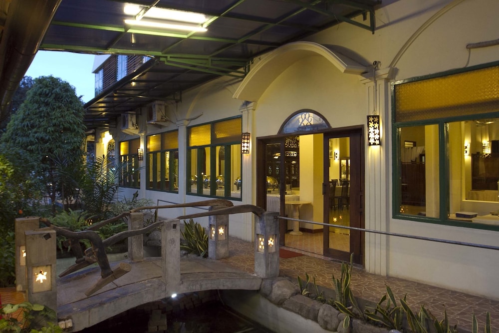 SARE Suites 5/41