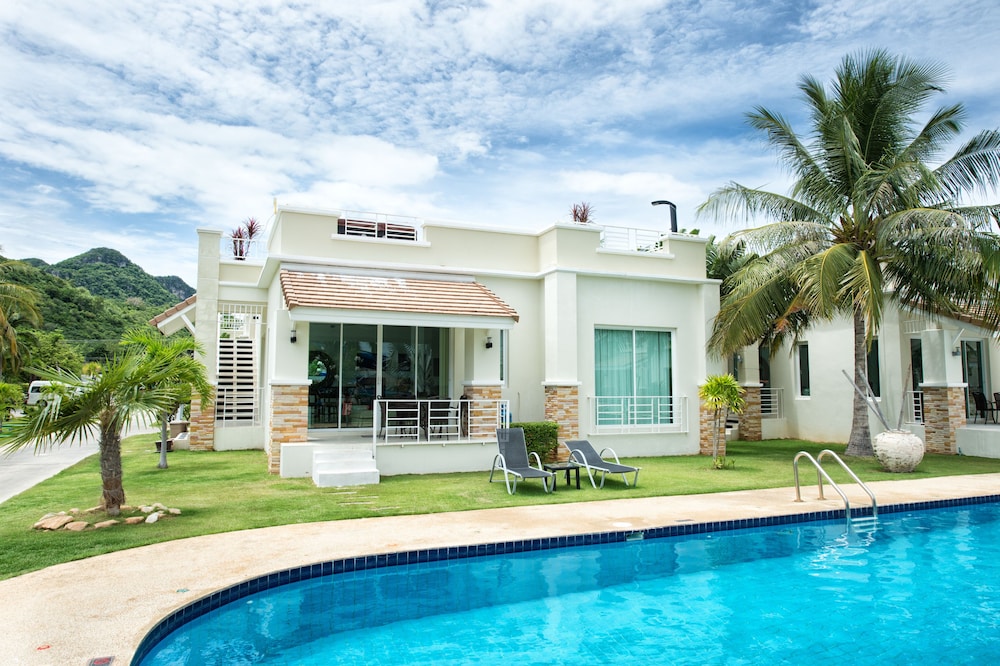 Oriental Beach Pearl Resort photo5