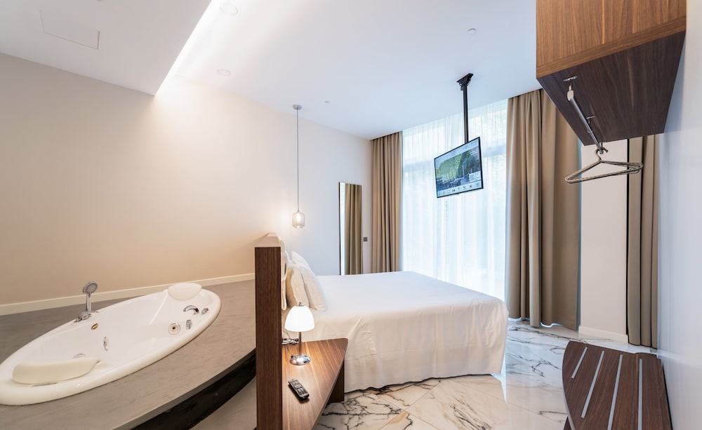 Hotel Milano Castello 20/70