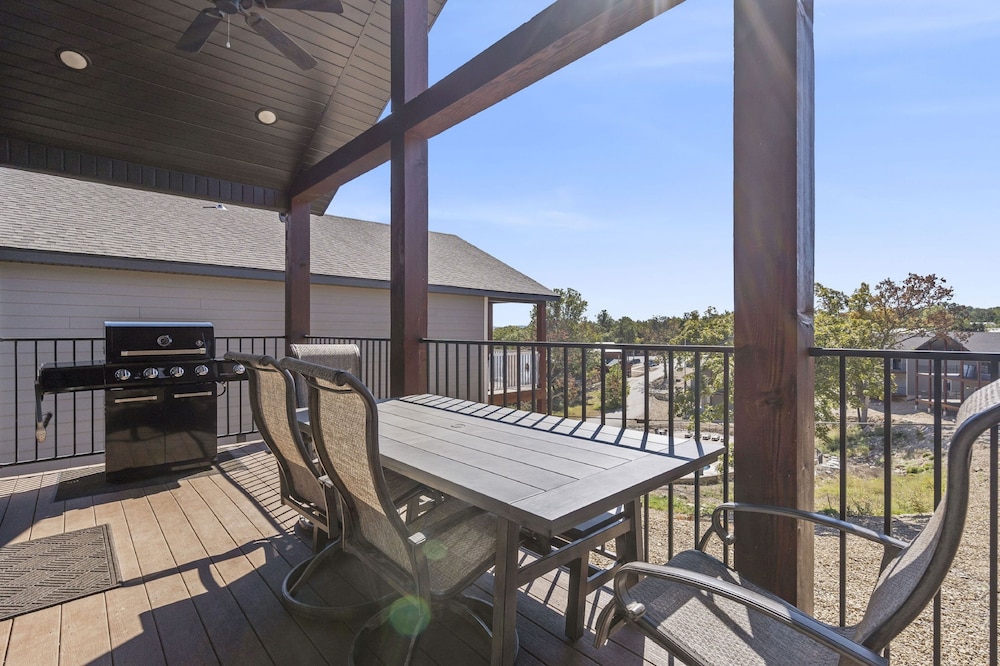 Indian Point Lodge Amp Condominiums 41/73