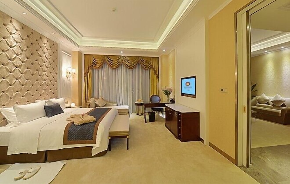 Eurasia Convention International Hotel 13/50