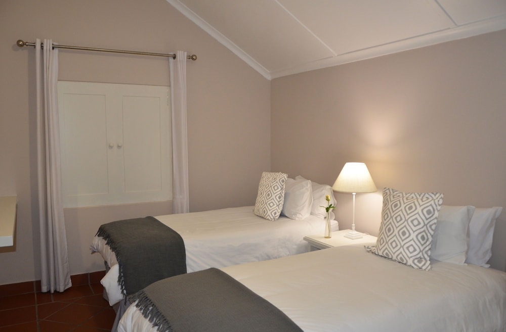 By The Way Guesthouse 12/49