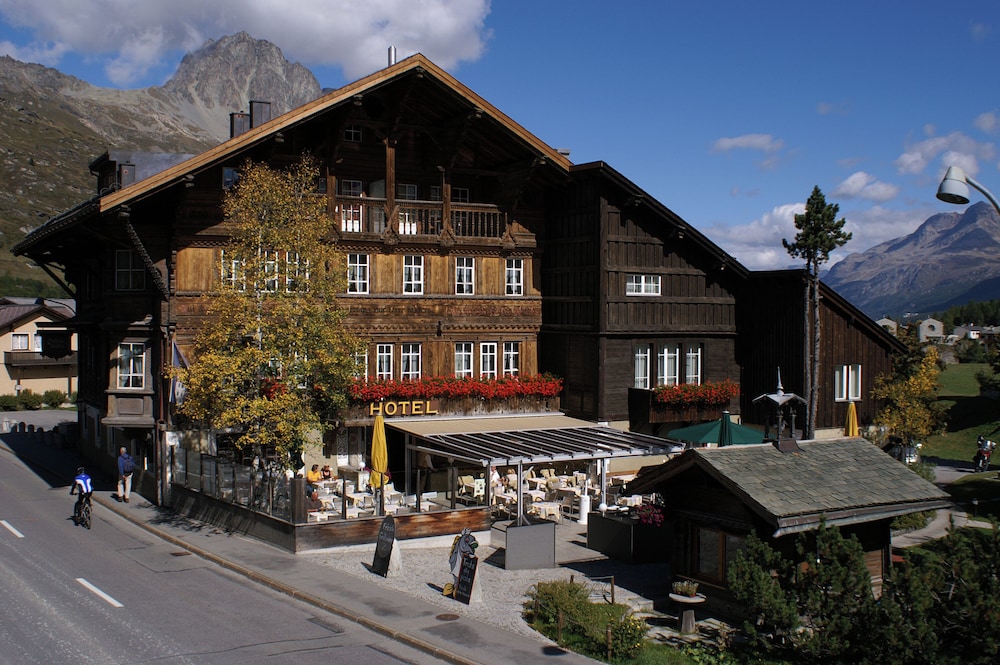 Schweizerhaus Swiss Quality Hotel 4/50
