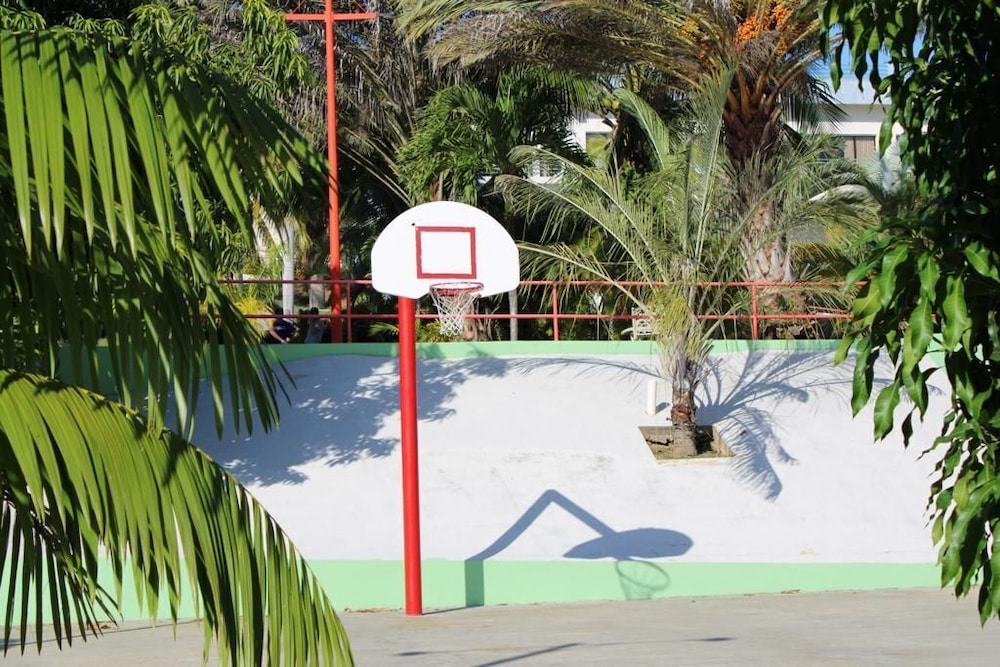 Fajardo Inn 45/50