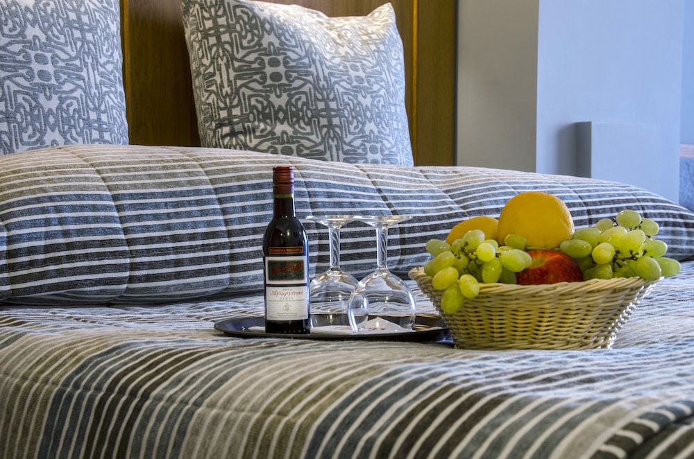 Hermes Hotel 25/42