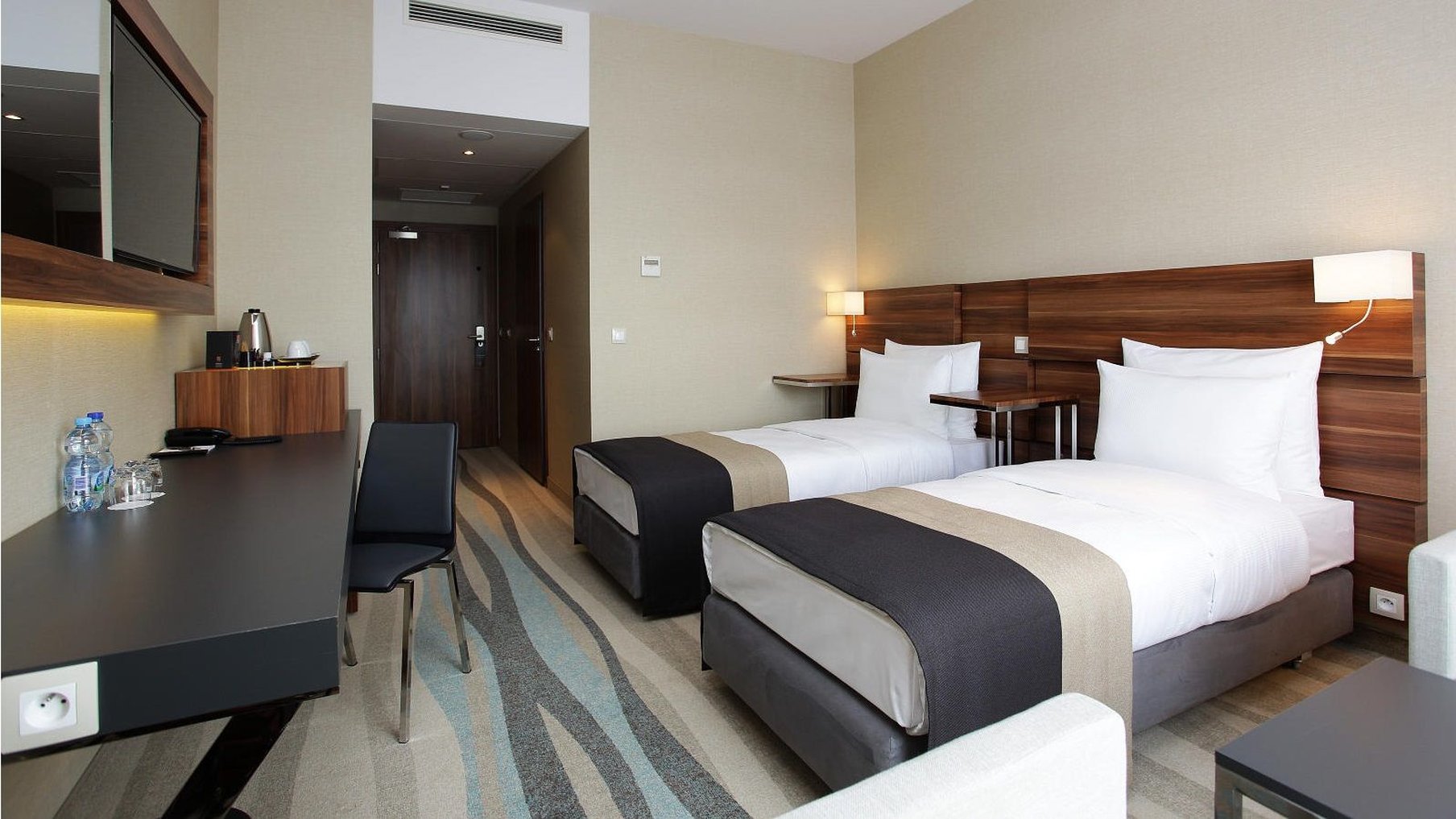 STANDARD, DOUBLE OR TWIN BED