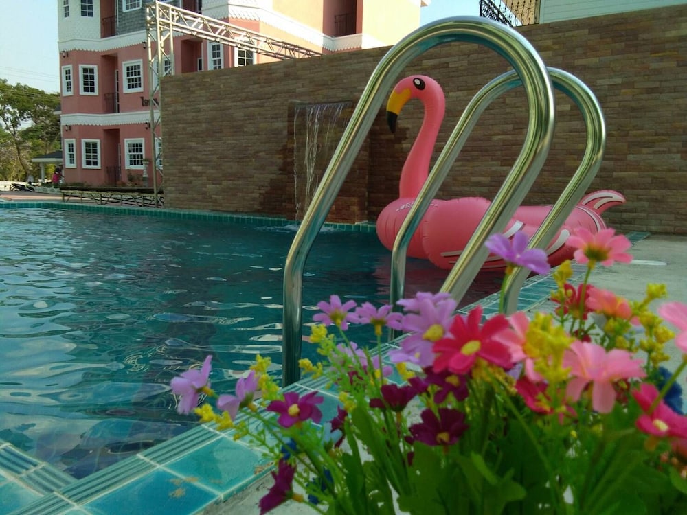 Na Banmae Resort 66/69