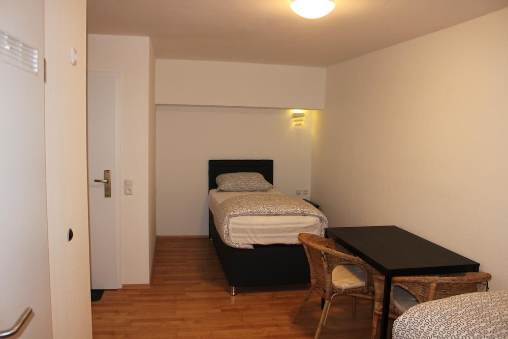 Hotel Garni Emir 20/50
