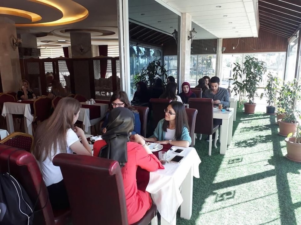 Grand Ezel Hotel 42/50