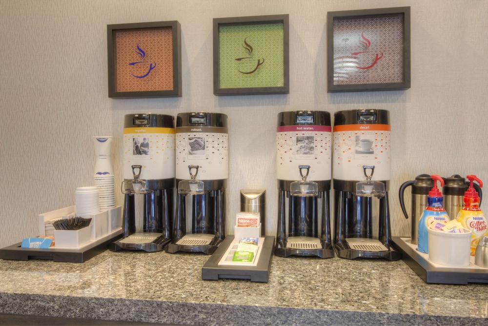 Hampton Inn Houston I-10 East 24/51