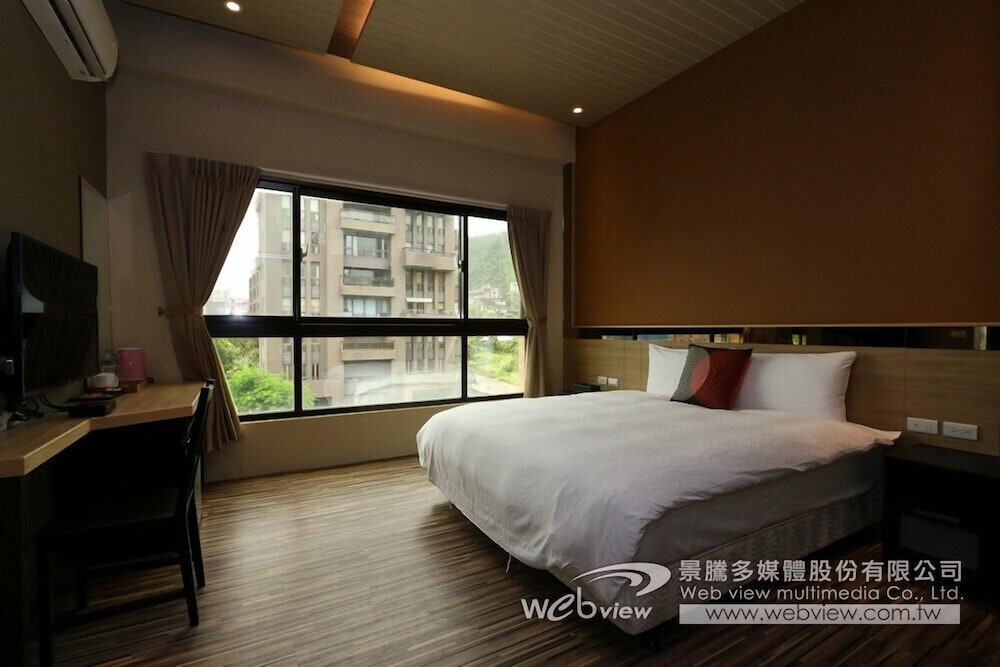 Ruo Shui Hotspring Hotel 14/62