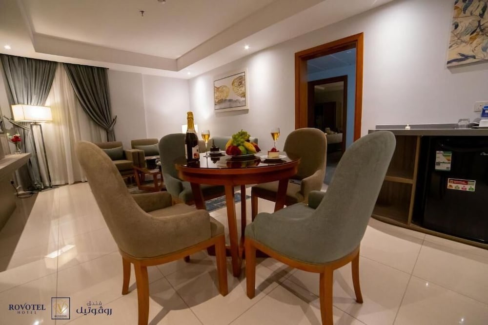 فندق روفوتيل(ROVOTEL HOTEL) 33/40