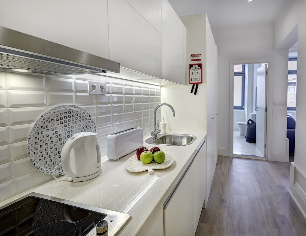 Porto Downtown Lovers Suites Bombarda 451 50/50
