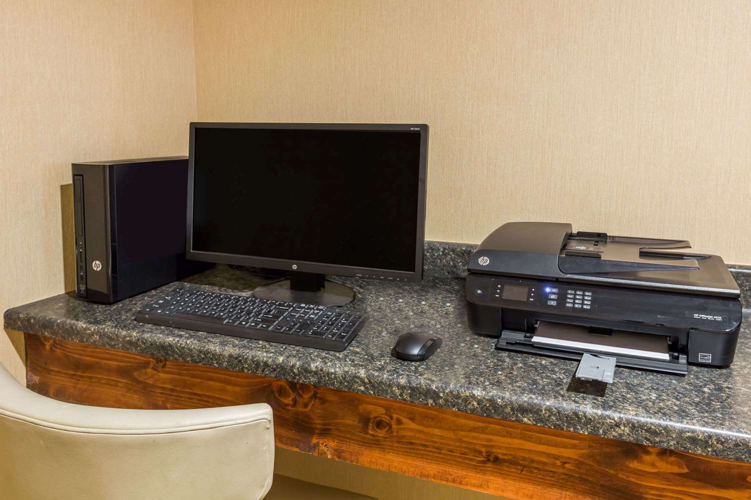 Days Inn Carlisle 11/17