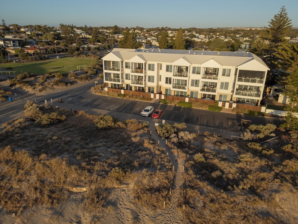Sea Dunes Luxury Apartments in ADELAIDE