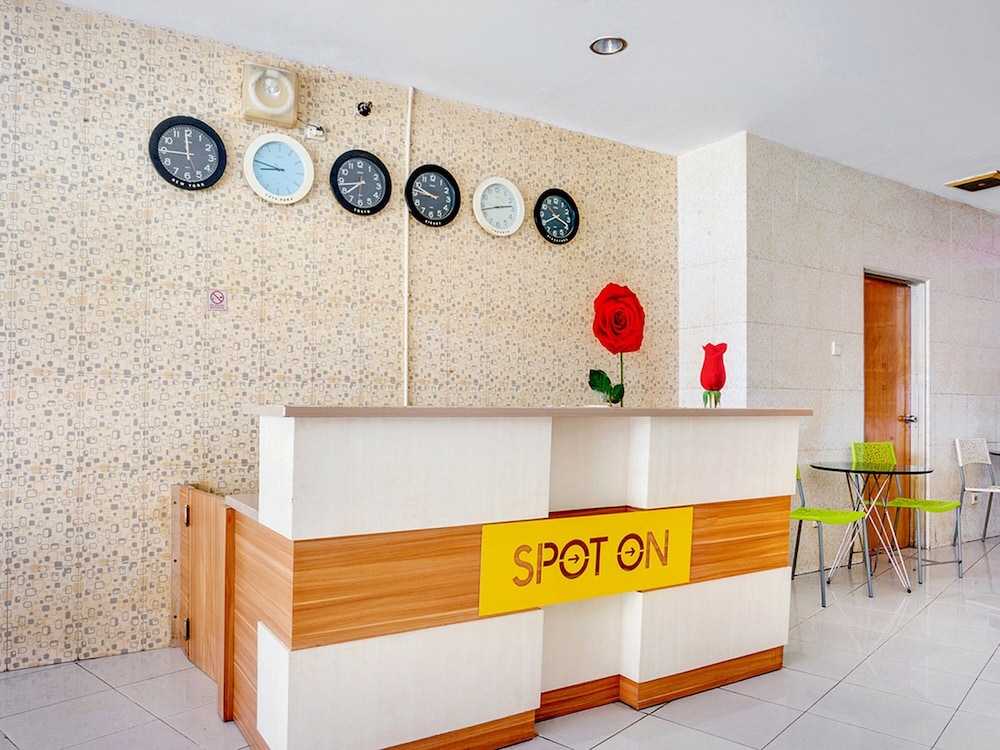 SPOT ON 2214 Wisma Jampea 7/33