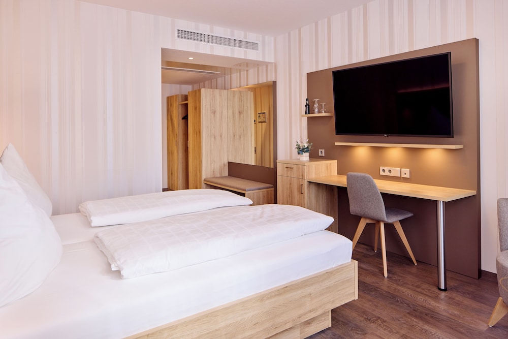 Hotel Zum Schiff 19/53
