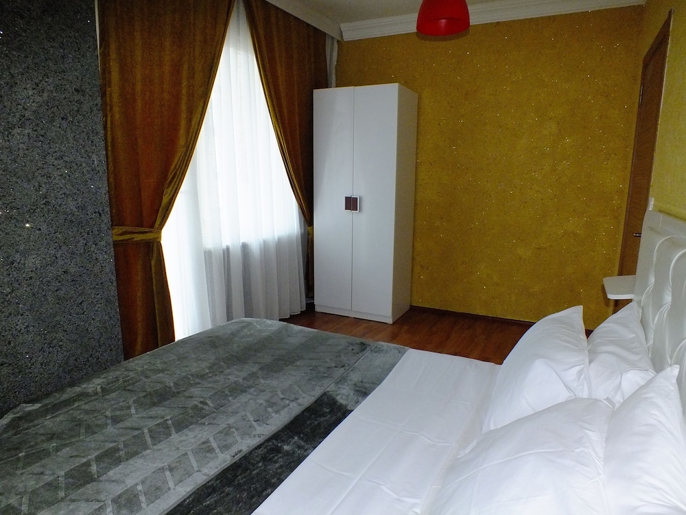 Artura Suite 17/50