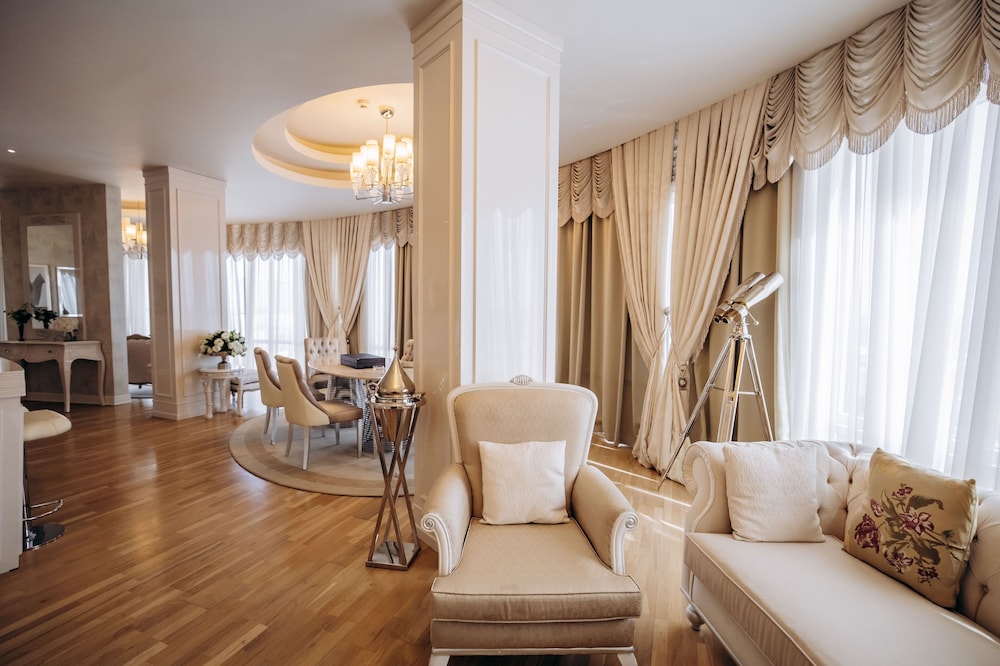 Sahil Hotel Baku 49/68