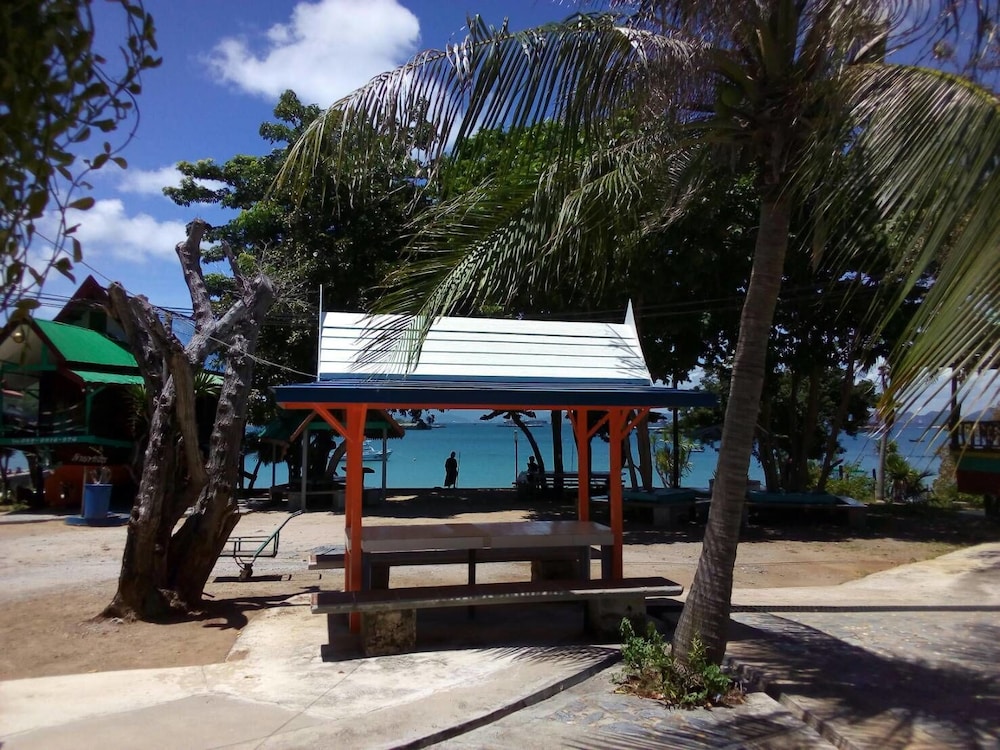 Rimtalay Resort Koh-Sichang 6/70
