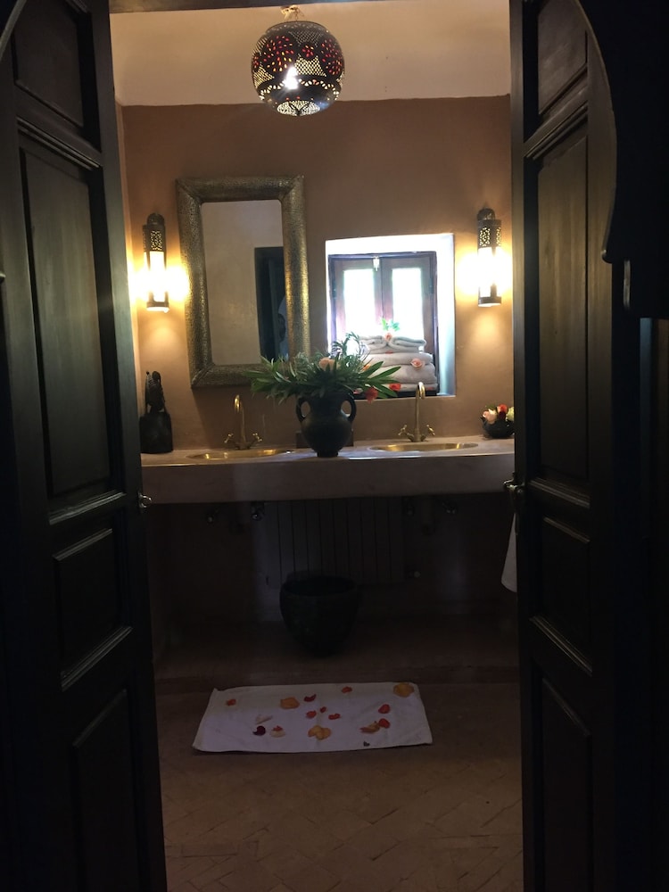 The Capaldi Hotel 49/50
