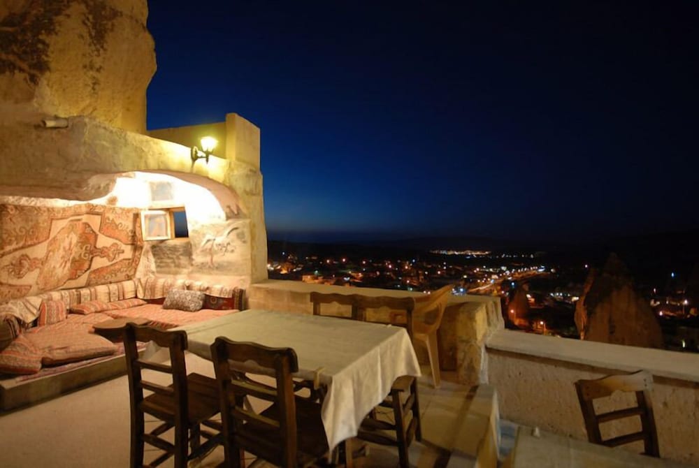 Arif Cave Hotel 32/50
