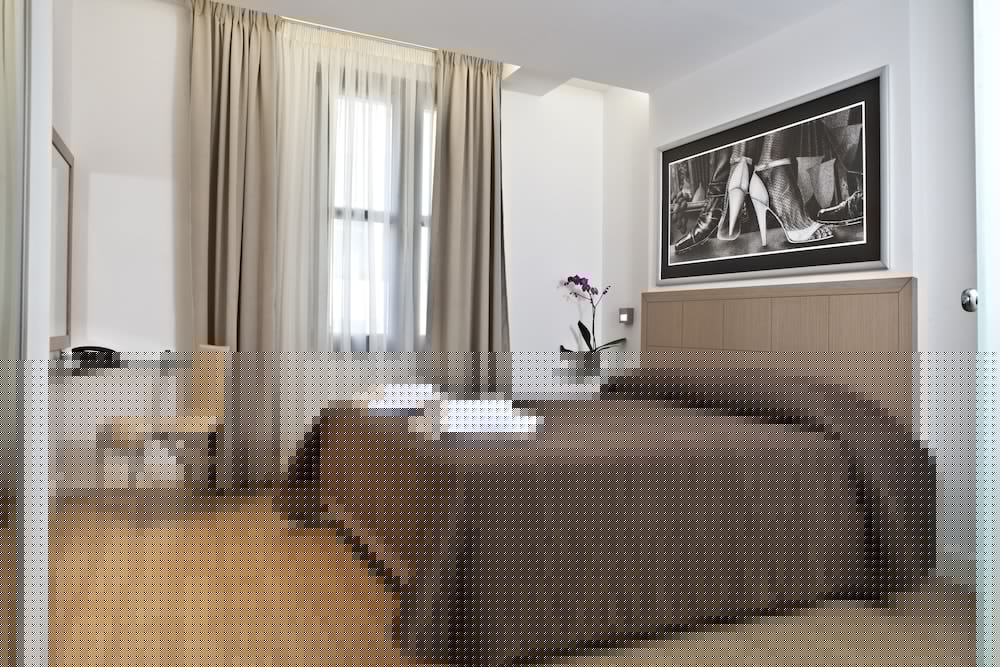 Chic Hotel 18/45