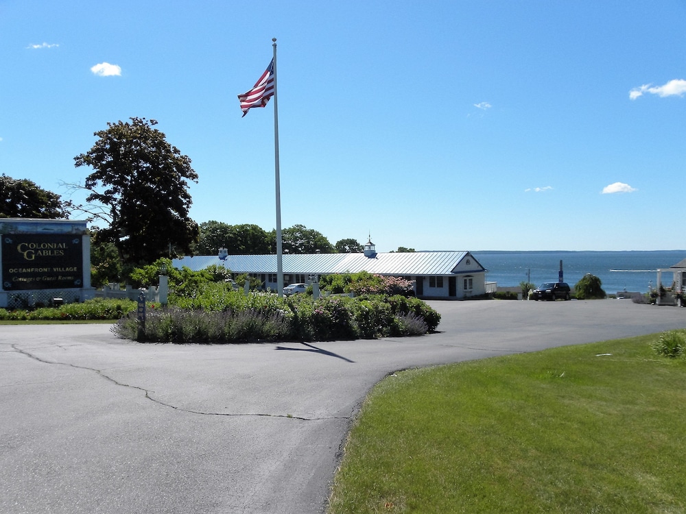 Colonial Gables Oceanfront Village 59/72