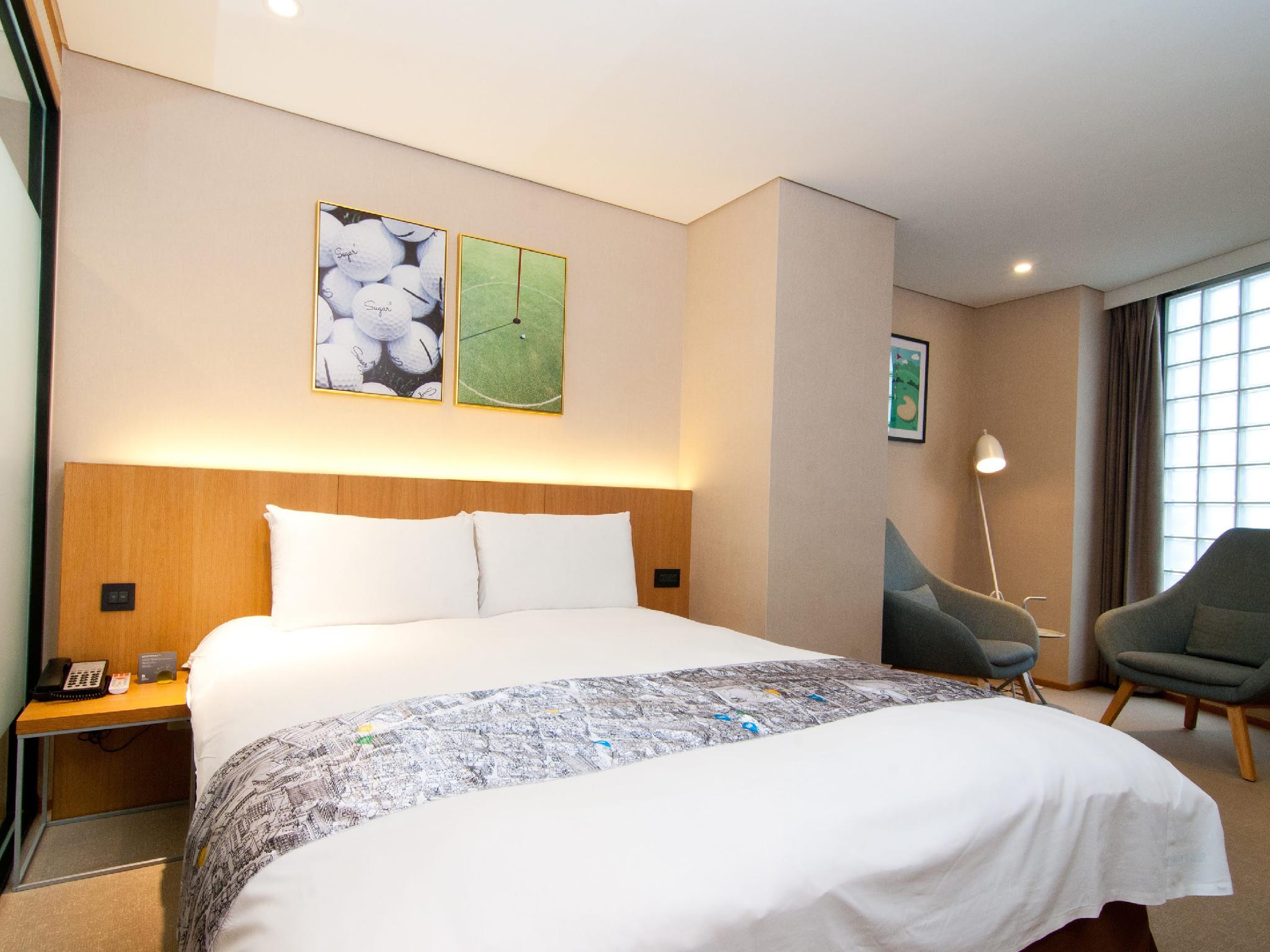 Room, Twin Beds, No Parking
