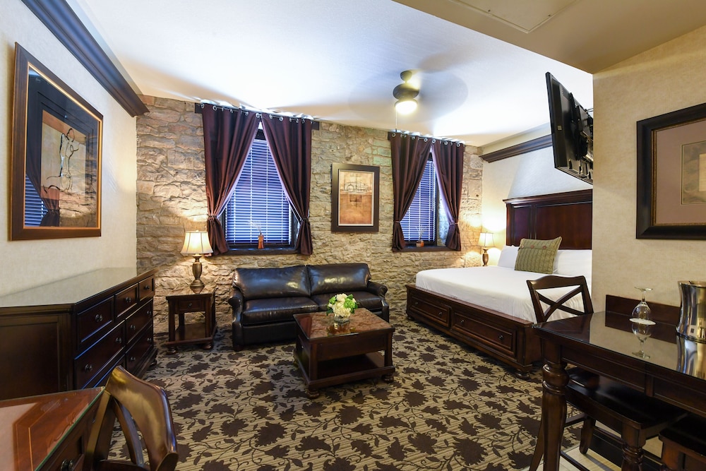 Stone Mill Inn 25/40