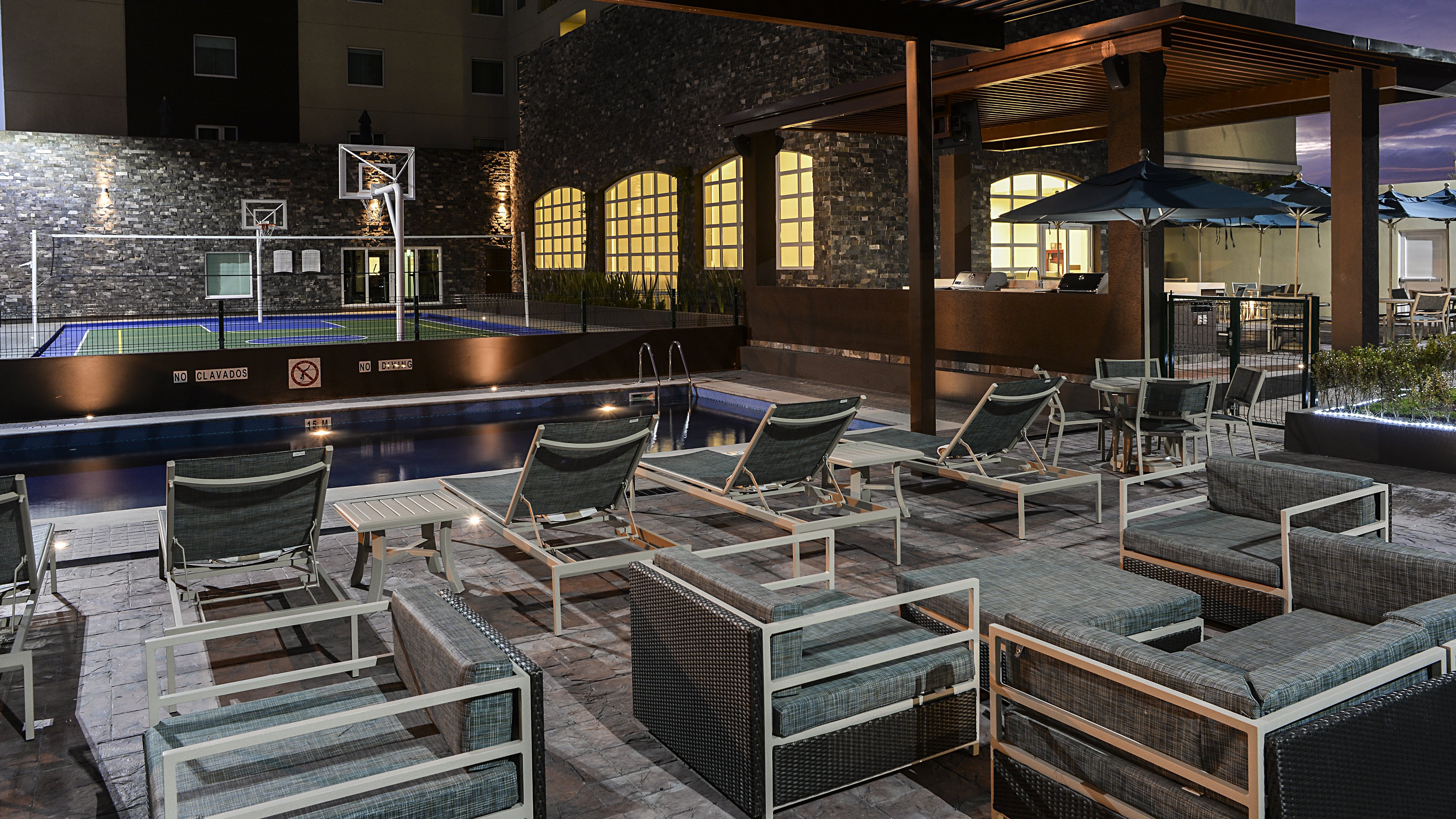 Staybridge Suites Puebla 49/63