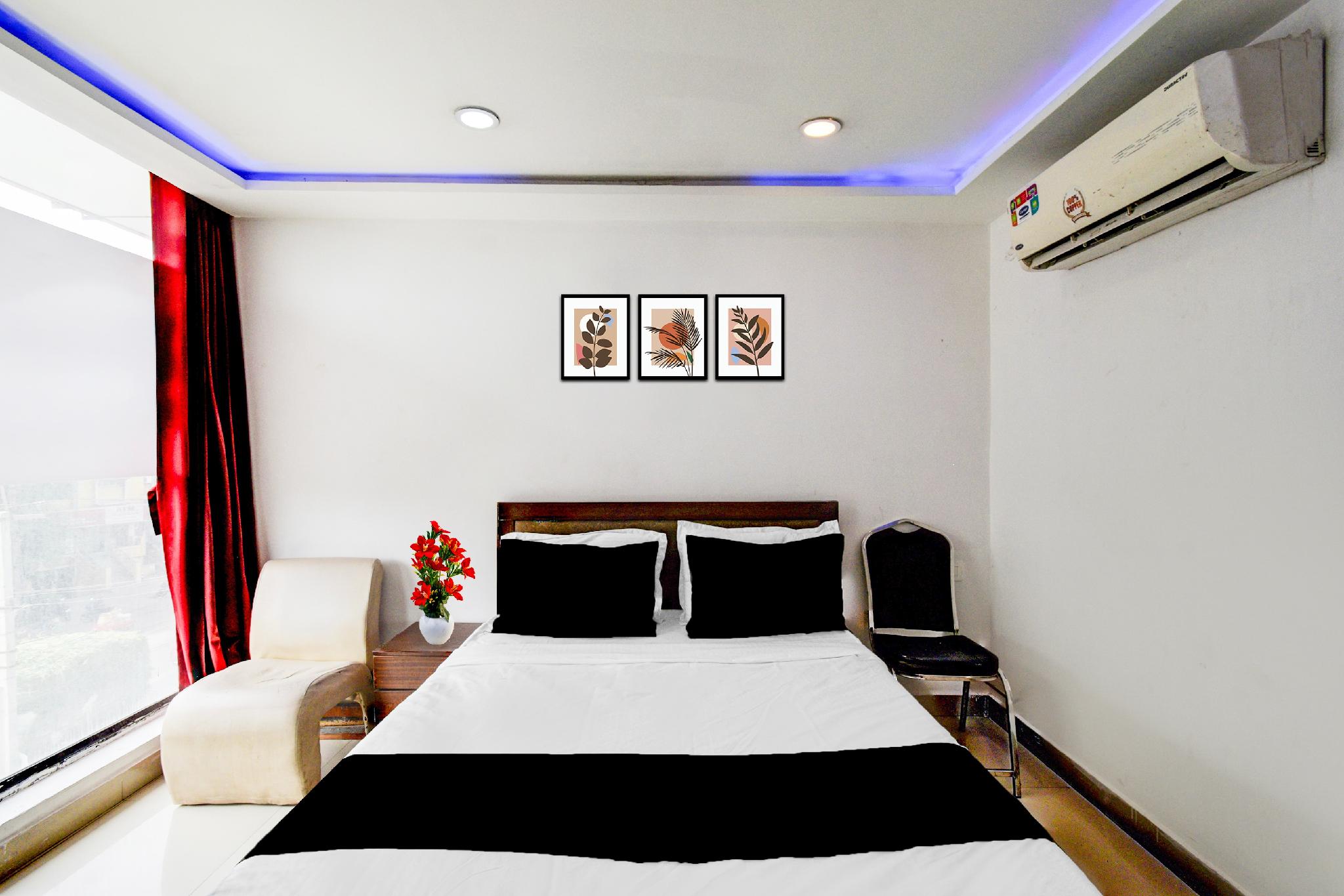 Oyo 10225 Hotel Sree Chandana 27/50