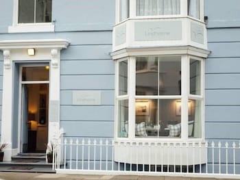 Lindholme Guest House 15/24