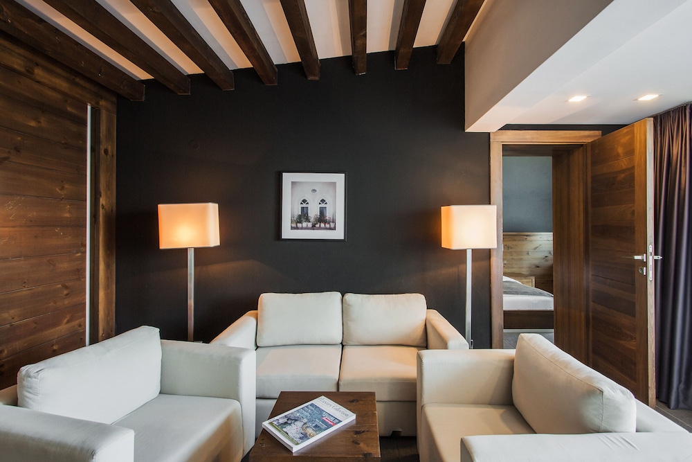 Avala Resort and Villas 28/50