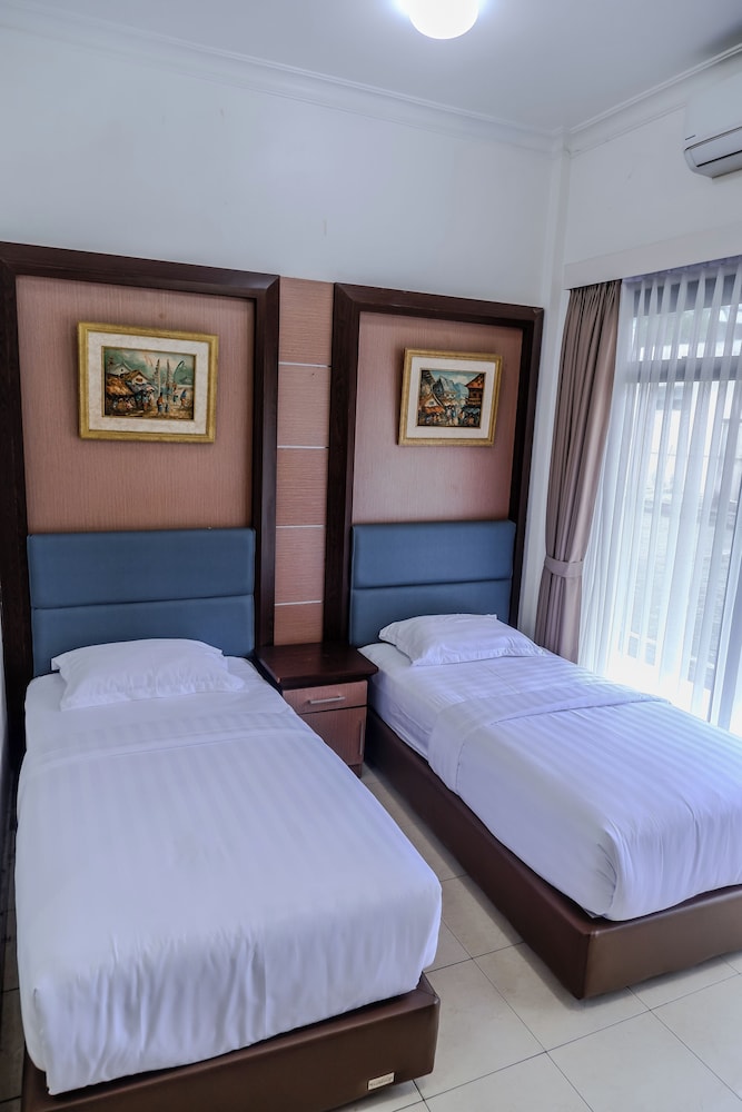Hotel Hakmaz Taba Syariah Lubuk Linggau 18/49