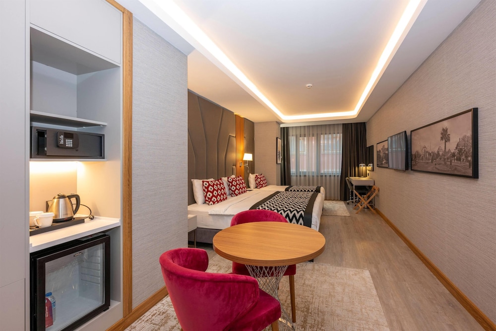 Ramada Encore by Wyndham Istanbul Sisli 36/55