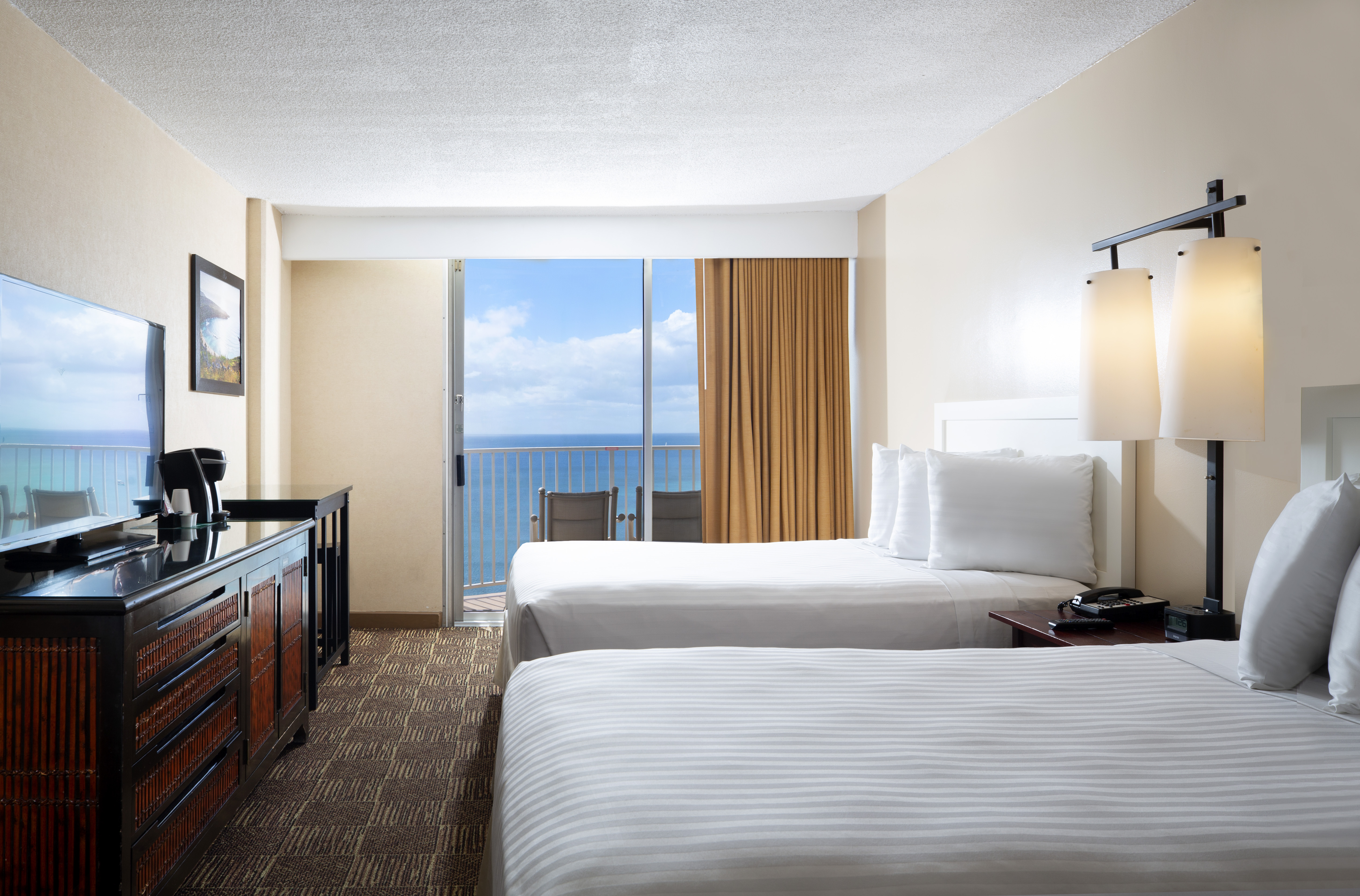 Premier, Ocean Front
