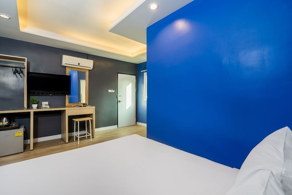 Ratchada Point Hotel 15/57