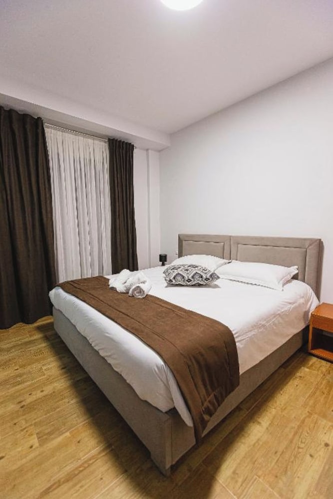 Olivar Hotel Tirana 25/60