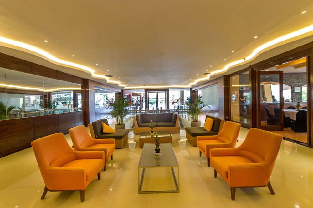 KUTABEX BEACH FRONT HOTEL 40/53