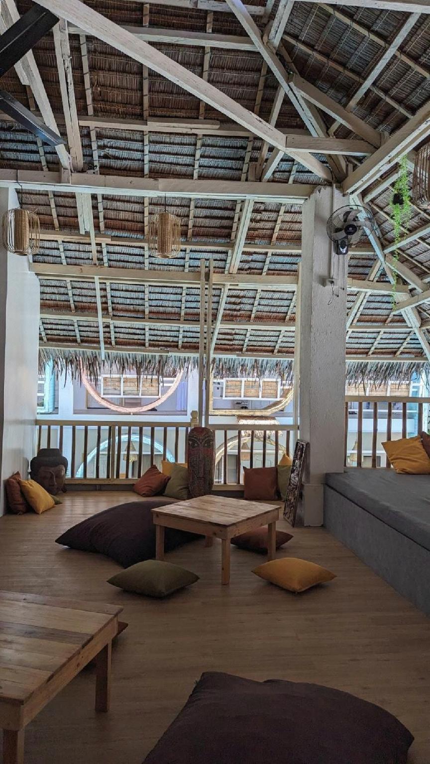 Happiness Hostel Boracay 34/49
